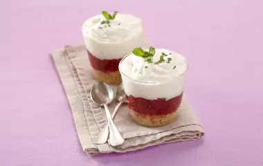 Verrine framboise rhubarbe façon cheesecake