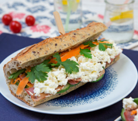 Banh mi crudités bacon