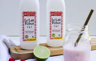 Le Lait Ribot passe au vichy rouge !