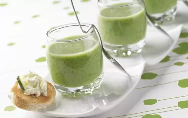 Gaspacho de concombre, toast au Madame Loïk