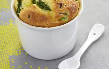 Petits soufflés aux asperges vertes