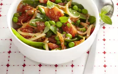 Mixed Fried Peas, Flat Beans and Tomatoes with Herbs