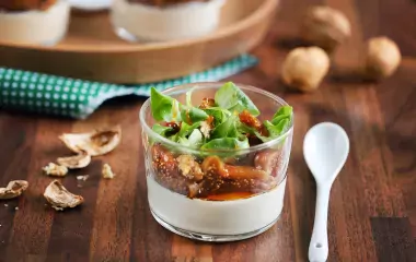 Verrine panna cotta, figues et noix