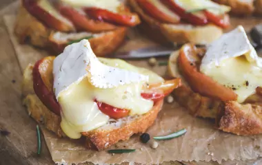 Apple and Camembert on toast