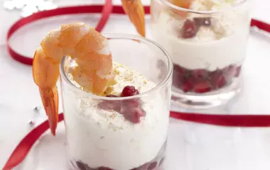 Verrine de Fromage Fouetté, grenade et gambas au curry