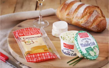 Comment composer un plateau de fromages avec le Fromage Fouetté Madame Loïk Ail et Fines Herbes ?