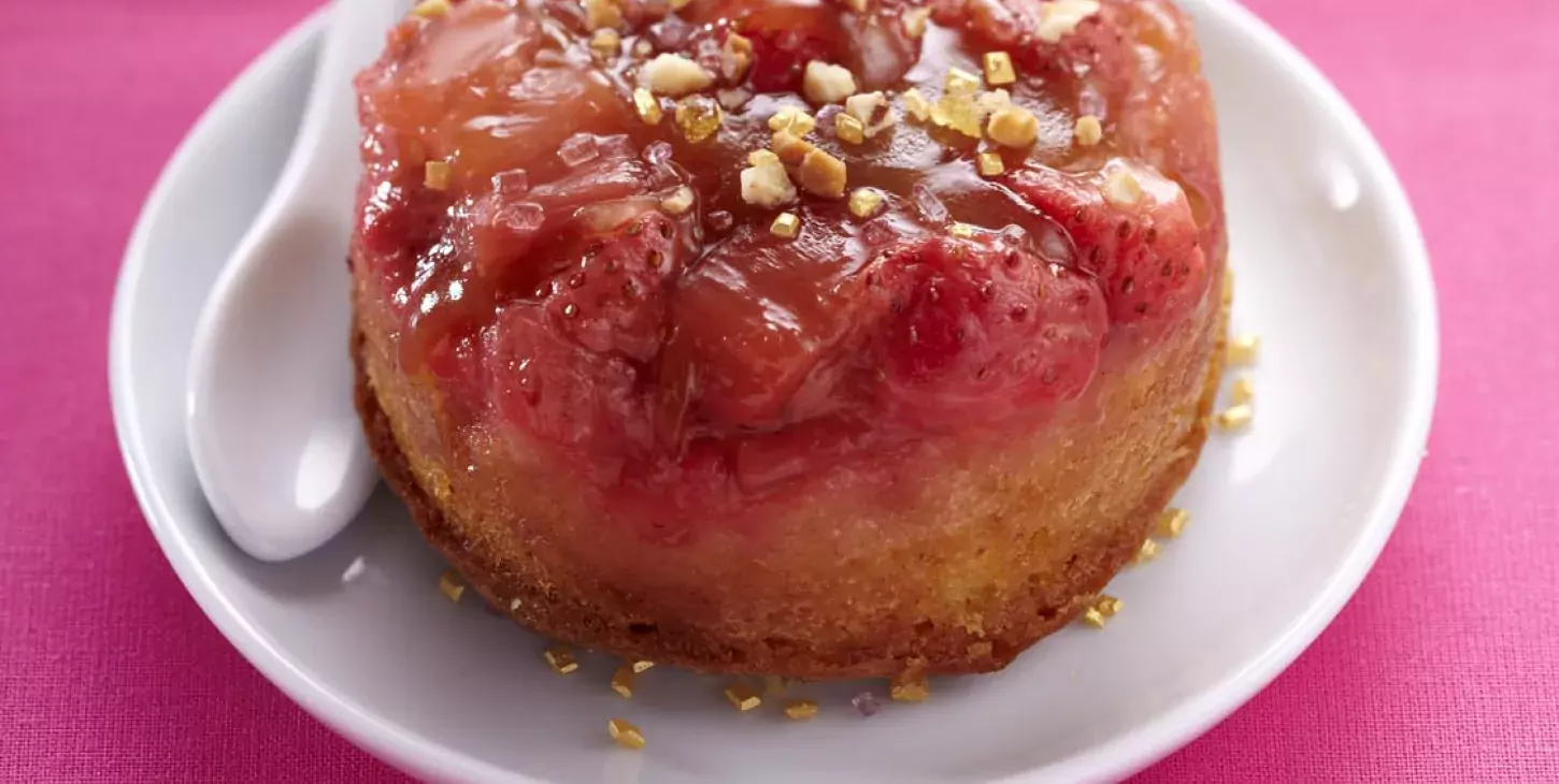 Mini gâteau renversé fraise rhubarbe