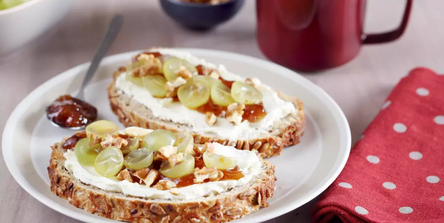 Recette Tartines au Fromage Fouetté Madame Loïk et confiture de figues