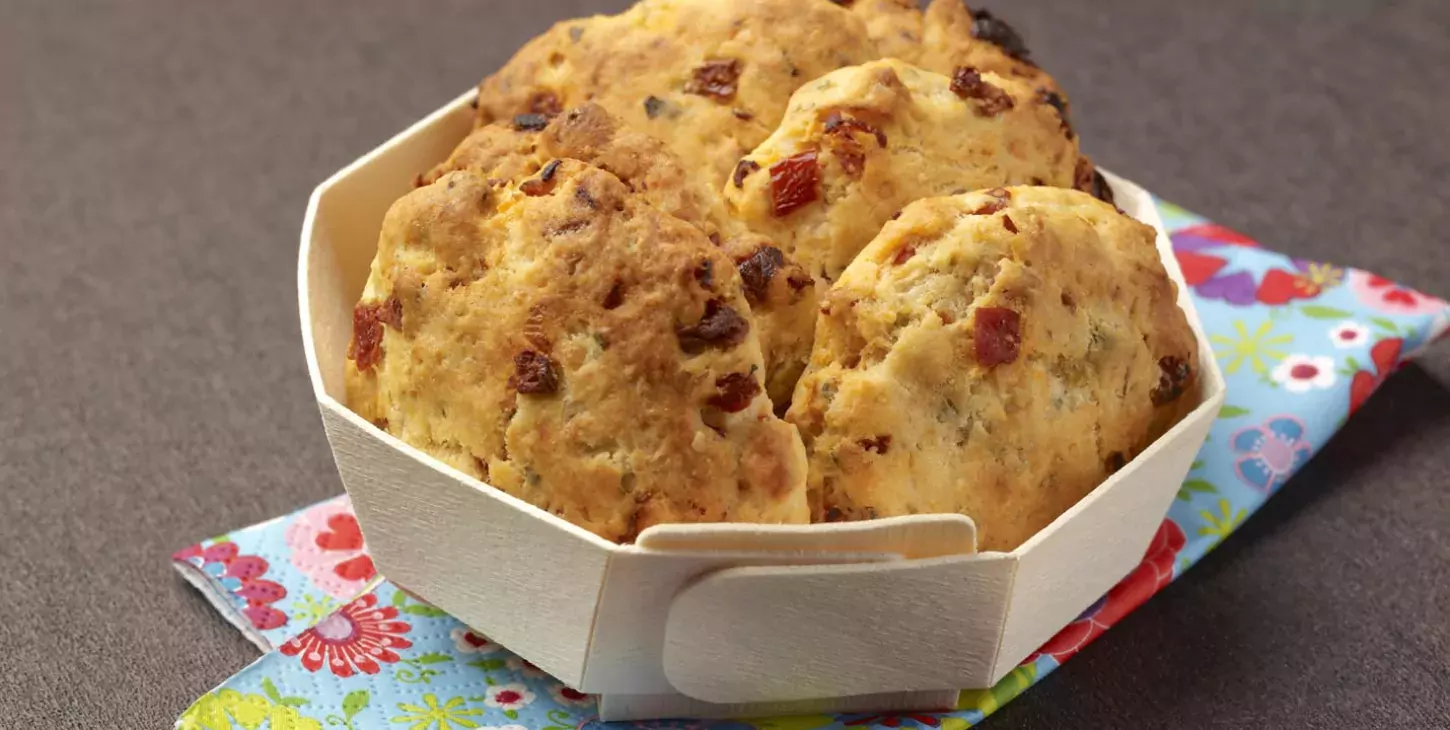 Koekjes van zongedroogde tomaten en chorizo