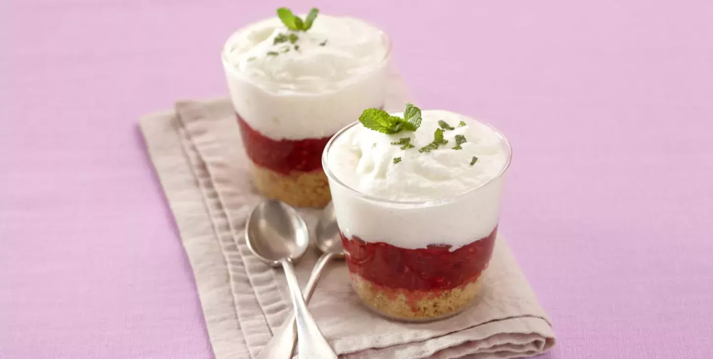 Verrine framboise rhubarbe façon cheesecake