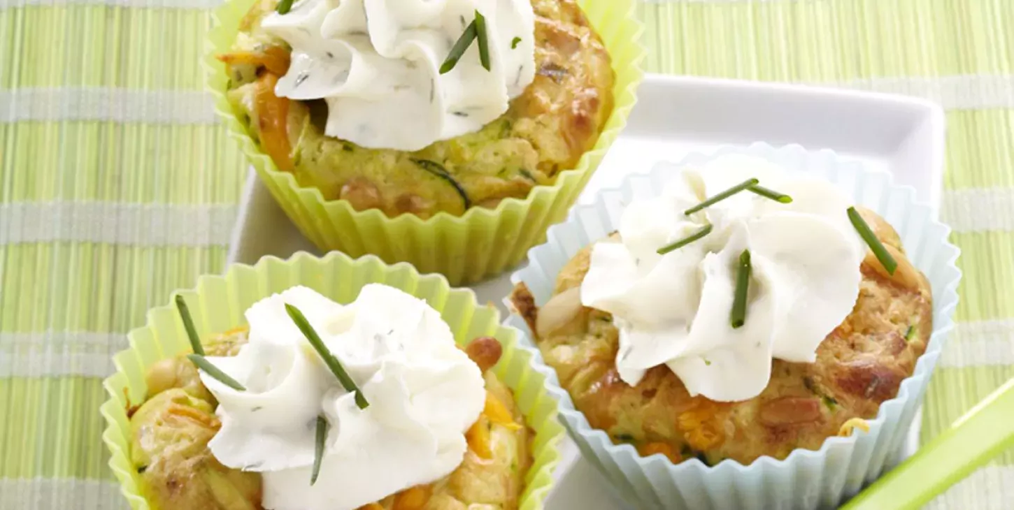 Cupcakes courgette, cheddar et pignon de pin