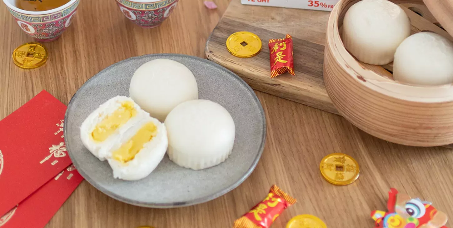 Bao with egg cream