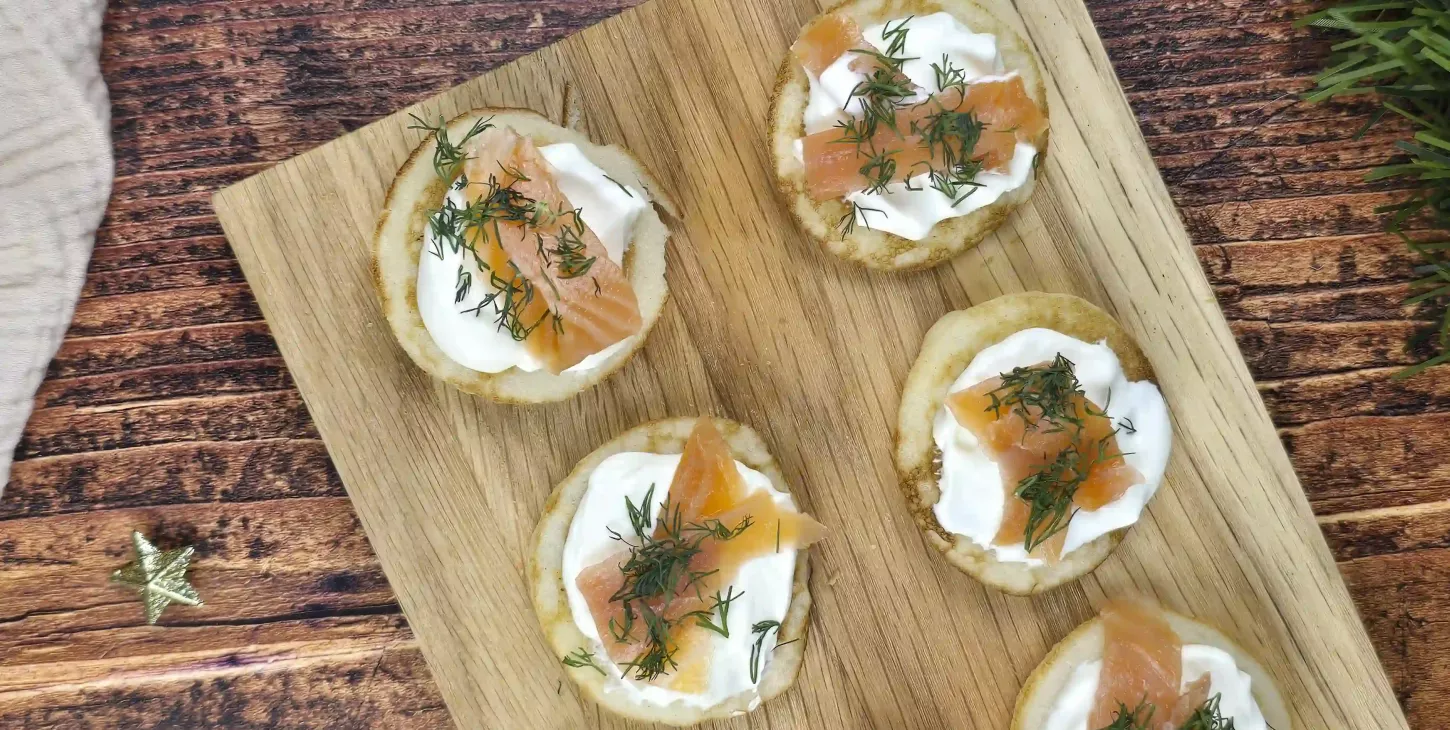 Mini blinis saumon ciboulette