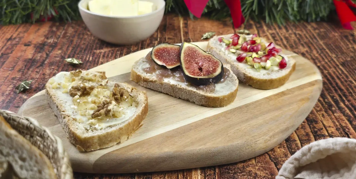 Toasts apéritifs avec le Beurre Moulé aux Cristaux de Sel de Guérande
